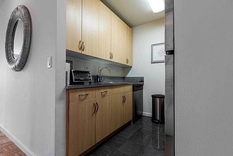 MIDTOWN WEST 1 BEDROOM - 47TH ST AND 8TH AVENUE in New York City, New York, United States — photo 5