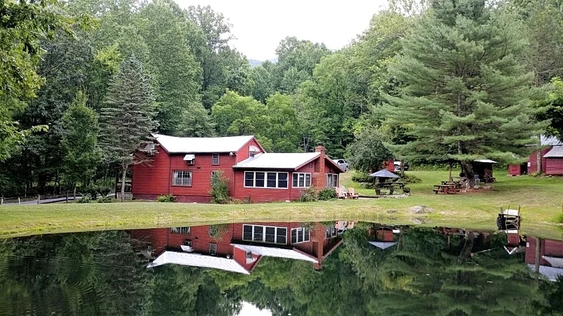 Jewell Hollow Homestead