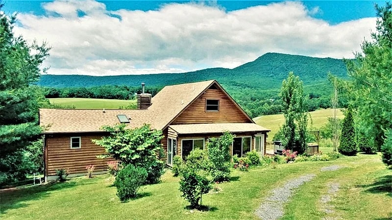 A Lazy River Cabin in Page County, Virginia, United States — photo 2