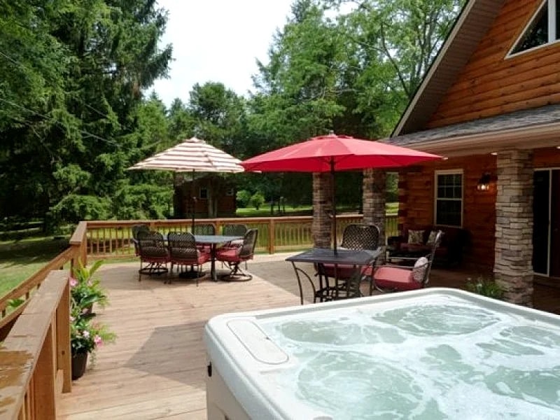 A Pebble Beach River Cabin in Shenandoah, Virginia, United States — photo 3