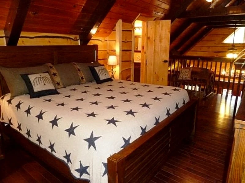 A Pebble Beach River Cabin in Shenandoah, Virginia, United States — photo 5