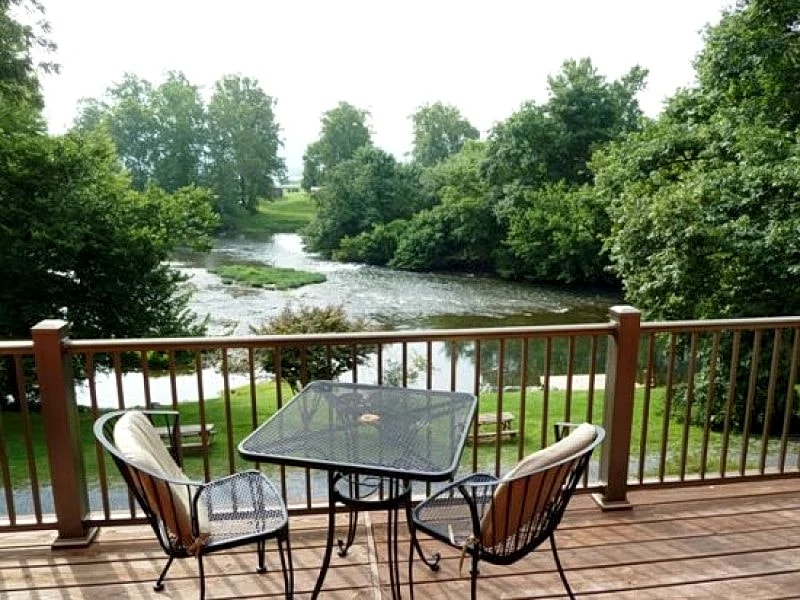 A Rustic River Cabin in Elkton, Virginia, United States — photo 3