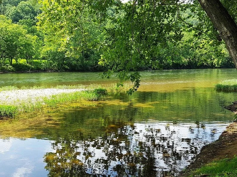 A Southern River Retreat in Page County, Virginia, United States — photo 3