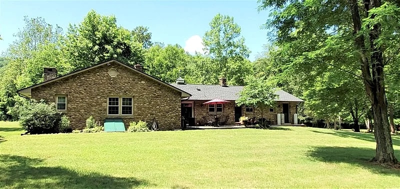 Amos's Willow Bend Stone Cottage in Page County, Virginia, United States — photo 4
