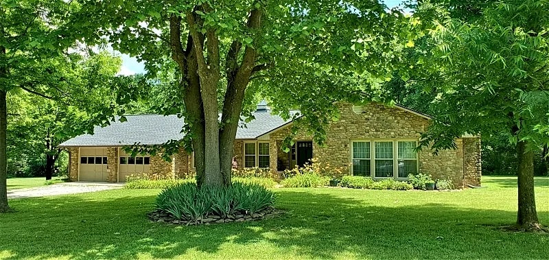 Amos's Willow Bend Stone Cottage in Page County, Virginia, United States — photo 3