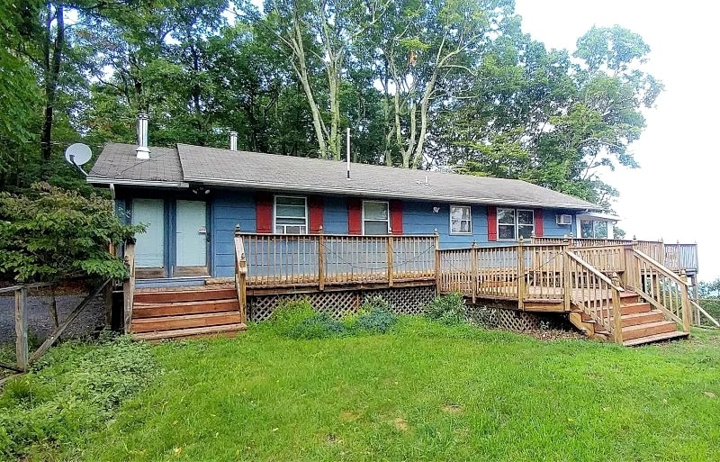 Mountain Top Chalet in Page County, Virginia, United States — photo 2