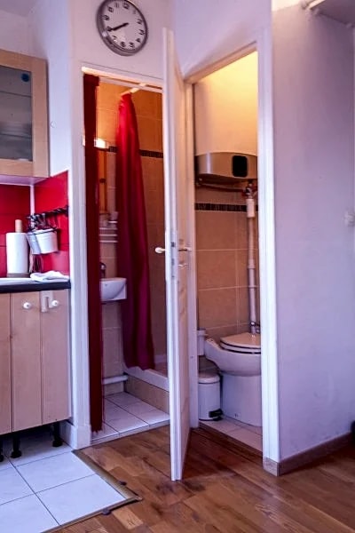 Studio Canal Saint Martin MAGENTA in Boulevard De Magenta, Paris, France — photo 5
