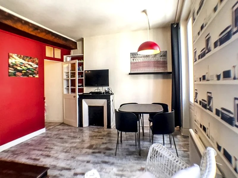 LAPPE large studio mezzanine in lively Bastille in Rue De Lappe, Paris, France — photo 2