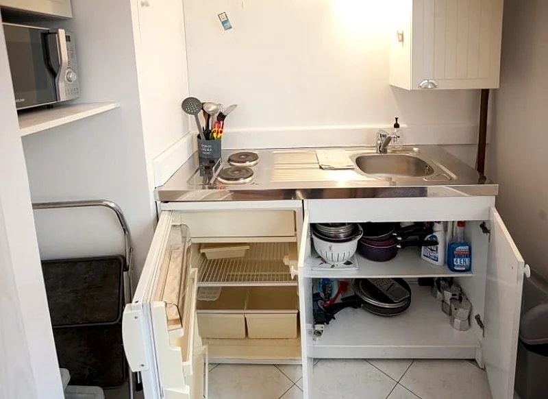 CAPUCINES nice studio apartment in Rue Des Capucines, Paris, France — photo 5