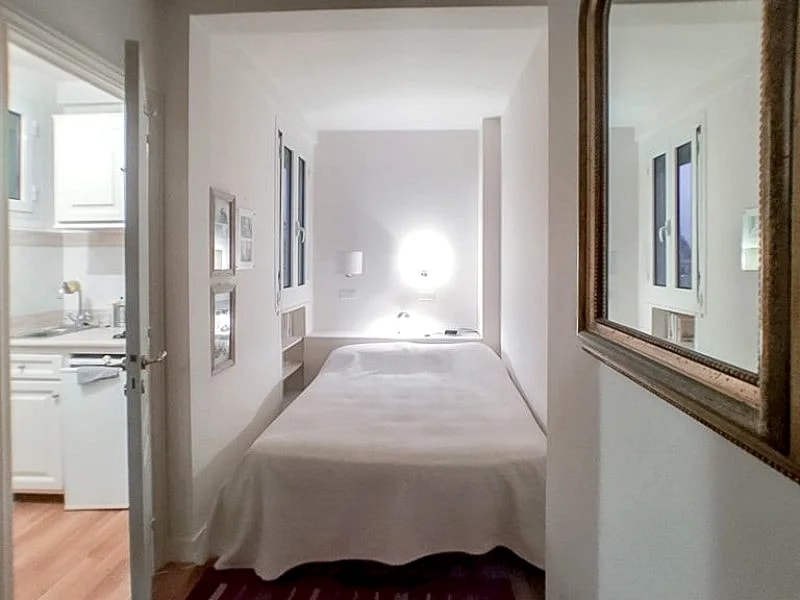 SAINT MARTIN 1 bedroom next to Hotel de Ville in 24 Rue Saint-Martin, Paris, France — photo 4