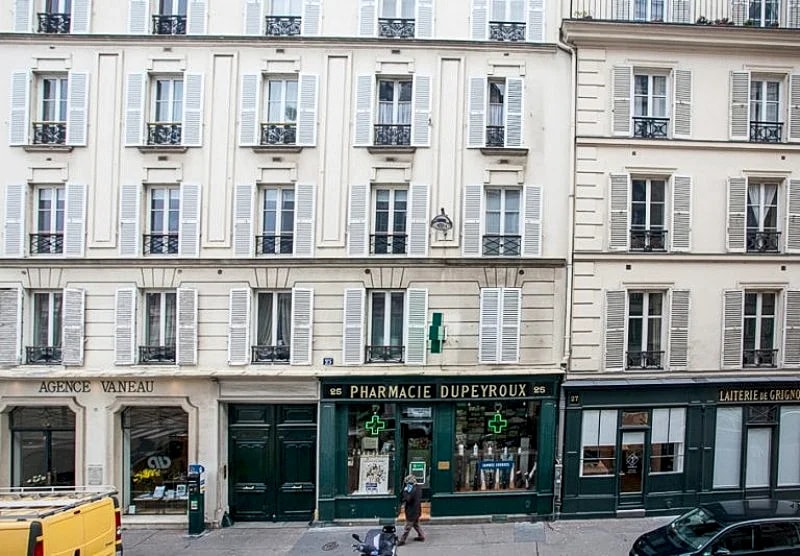 VANEAU 1 bedroom in between Saint Germain Invalides in Rue Vaneau, Paris, France — photo 3