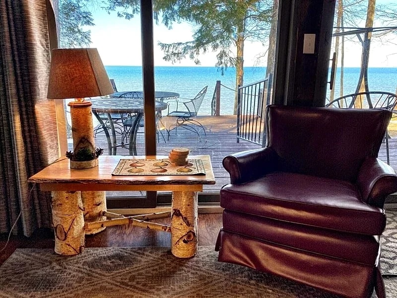 Pine Cottage - Beautiful direct lakefront cottage located in Sodus, NY, with full amenities in Sodus, New York, United States — photo 5