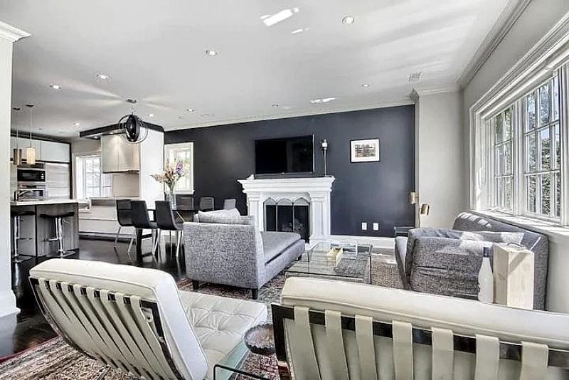 * Up-Scale LuXe ROSEdale April- May 35% 0FF ! in Toronto, Ontario, Canada — photo 4