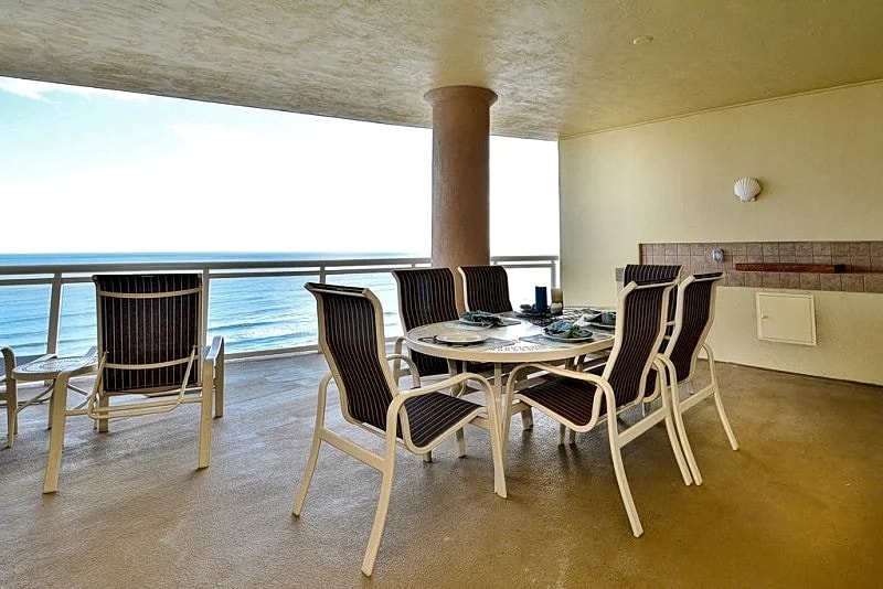 Ocean Vistas 807 3 bedrooms, 3.5 Baths Ocean Front Luxury Locally Managed! in Daytona Beach, Florida, United States — photo 5