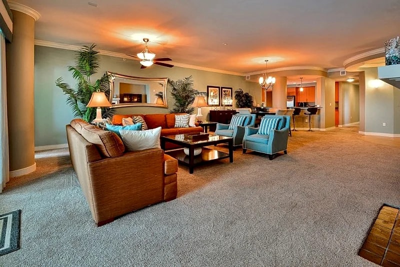 Ocean Vistas 807 3 bedrooms, 3.5 Baths Ocean Front Luxury Locally Managed! in Daytona Beach, Florida, United States — photo 2