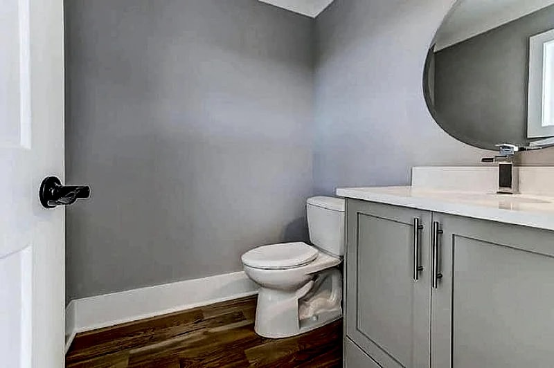 The Swell Life- Luxury Oceanfront Home, Close to Downtown Folly Beach! in Folly Beach, South Carolina, United States — photo 2