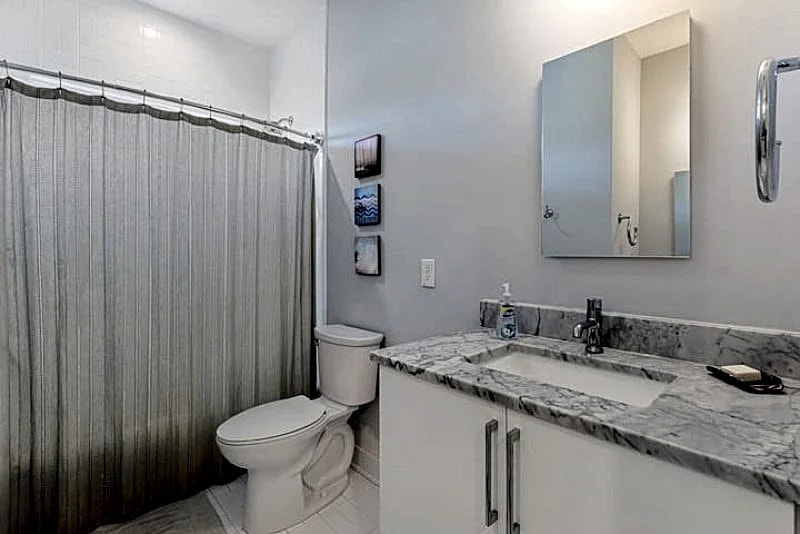Folly Daydreaming- Luxury Retreat Near Beach, NEW LISTING! - $250 Free Beach Gear Credit in Folly Beach, South Carolina, United States — photo 4