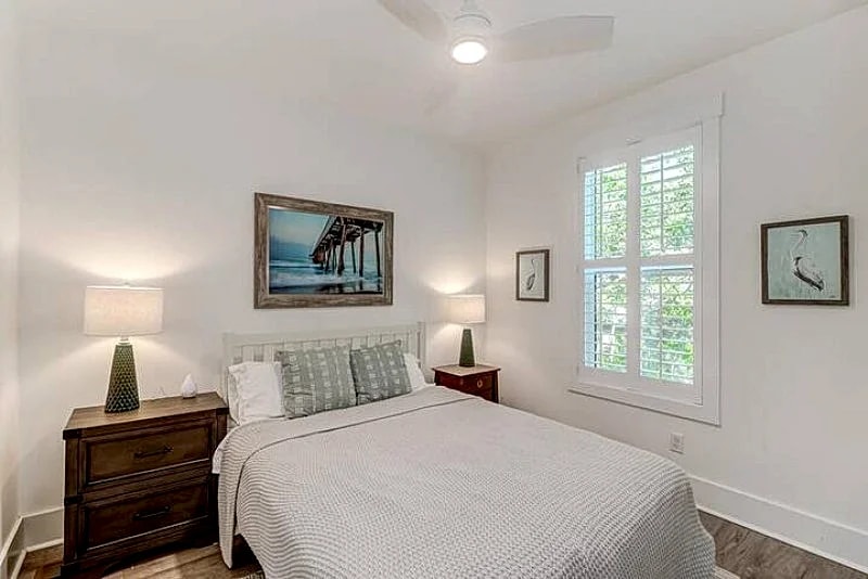 1004 Mariner's - Fin & Tonic- Luxurious River View Home with Rooftop Deck in Folly Beach, South Carolina, United States — photo 3