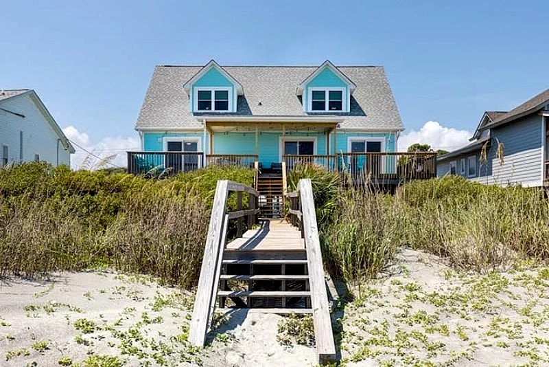 No Egrets- Oceanfront Luxury Home with Large Deck & Direct Beach Access in Folly Beach, South Carolina, United States — photo 1