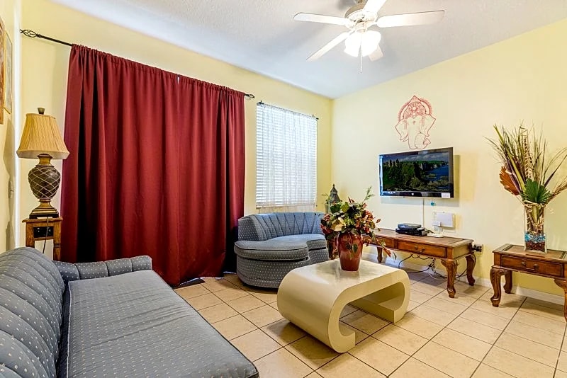 Unit 1- 3 bedroom home in Kissimmee, Florida, United States — photo 3