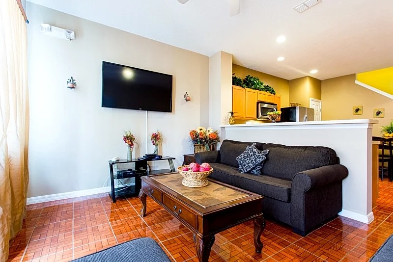 Unit 9- 3 Bedroom Home 7625 in Kissimmee, Florida, United States — photo 5