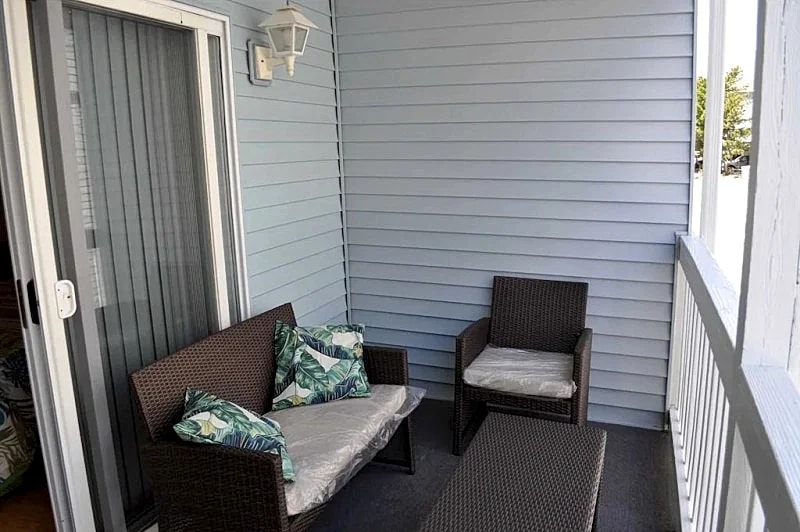Ocean Block Condo, Steps from the Beach, Balcony, Linens, Paper Goods, Beach Items - UNIT 2 in Ocean City, Maryland, United States — photo 4