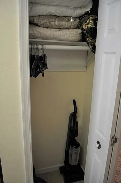 Ocean Block Condo, Steps from the Beach, Balcony, Linens, Paper Goods, Beach Items - UNIT 8 in Ocean City, Maryland, United States — photo 5