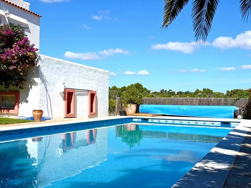 Fantastic family villa in a quiet location with a spectacular outside area in Ibiza, Balearic Islands, Spain — photo 2