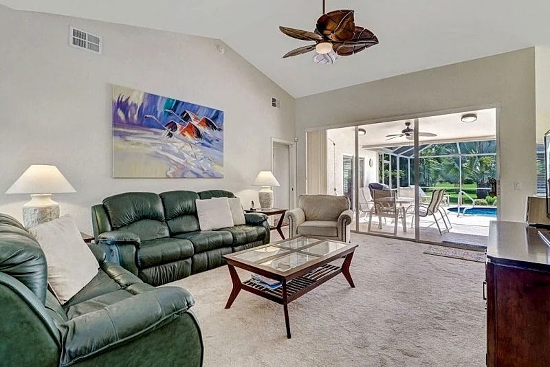 Charming Villa, Private Pool, Bikes, All Amenities. in Naples, Florida, United States — photo 3