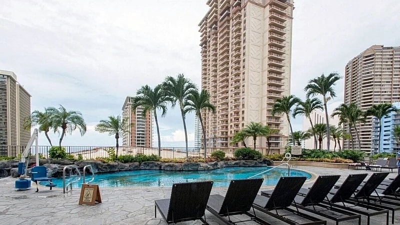 Hilton Hawaiian Village- amazing property! Beautiful two bedroom suite! in Honolulu, Hawaii, United States — photo 1