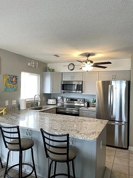 Sun Skipper Ocean Front Top Floor Pink Coral Buidling in Carolina Beach, North Carolina, United States — photo 5