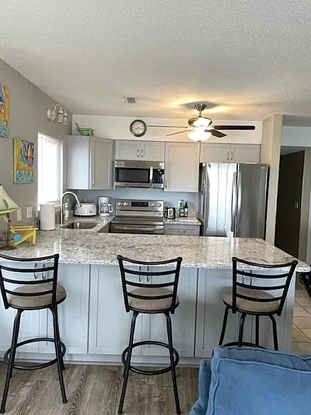 Sun Skipper Ocean Front Top Floor Pink Coral Buidling in Carolina Beach, North Carolina, United States — photo 4