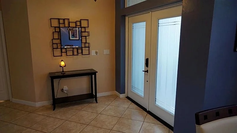 Blue Oasis 3b/2ba Elect Heated Pool, Gulf Access Canal, WiFi, Boat Dock, 2 kayaks, 2 bicycles in Cape Coral, Florida, United States — photo 4