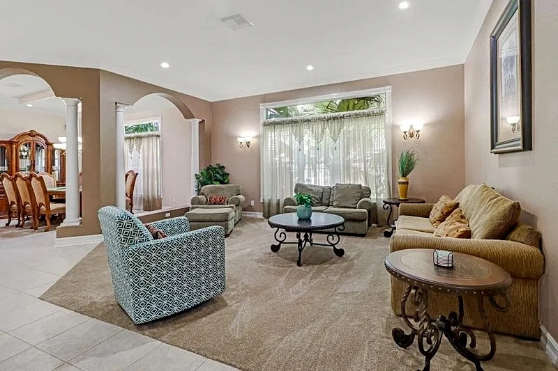 Bent Residence 1002 - SW Cape Coral Electric Heated Pool/Spa Courtyard Home, Game Room in Cape Coral, Florida, United States — photo 3