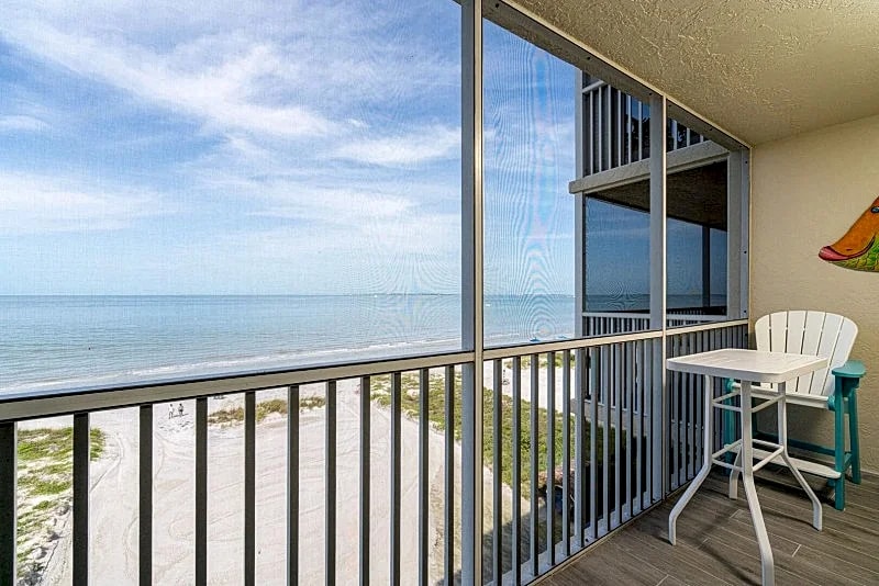 Gateway Villas # 595 - 500 Estero Blvd | Coastal Vacation in Fort Myers Beach, Florida, United States — photo 4