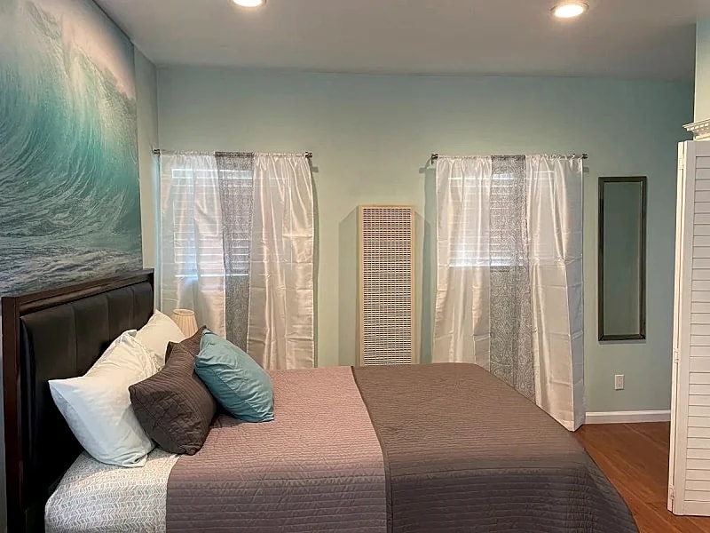 932 Beautiful Long Beach Vacation Studio just Remodeled | California Homes