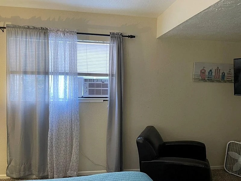 136 Walking to the Beach | Long Beach, CA Vacation Home in Long Beach, California, United States — photo 4