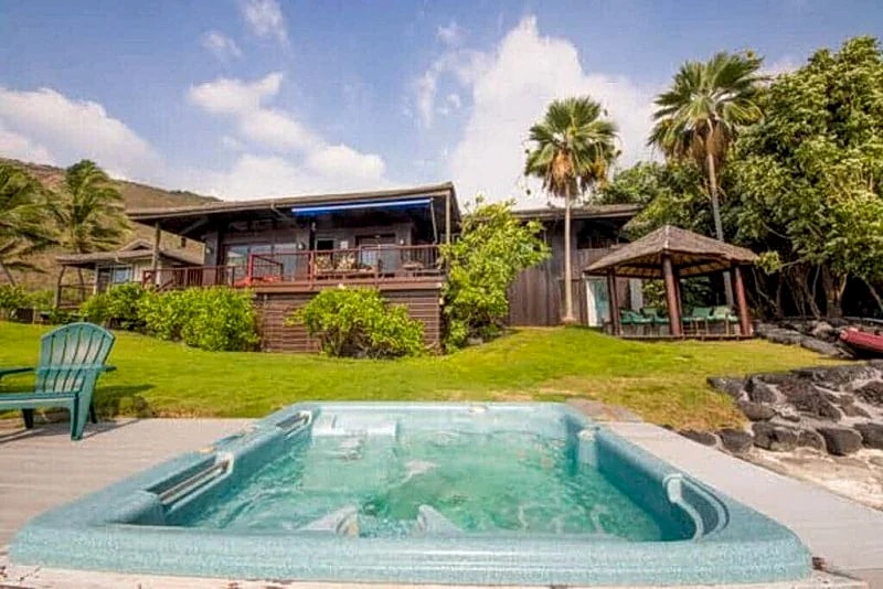 Oceanfront 4 BR for 12! Weddings/Receptions! Captain Cook Rentals in Captain Cook, Hawaii, United States — photo 2
