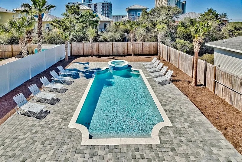 Atlantis | Game Room | Pool & Hot Tub | Weddings | Beach Views | Golf Cart in Destin, Florida, United States — photo 2