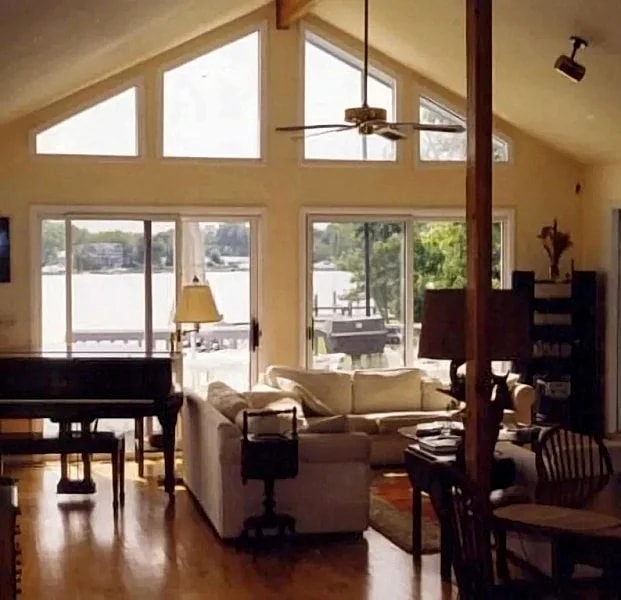 Beautiful Annapolis Waterfront Home Sleeps 12 in Style - Annapolis in Annapolis, Maryland, United States — photo 3