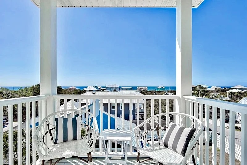 Commanders Palace | Beach View Mansion | Heated Pool | Cabana | 2 Kitchens in Santa Rosa Beach, Florida, United States — photo 4