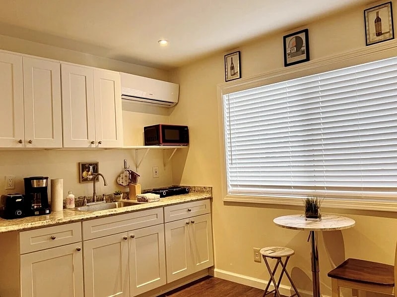 2 bedrooms/kitchen/pet friendly-5 mins to downtown LA in Los Angeles, California, United States — photo 2