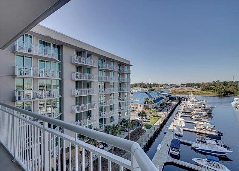 Condo overlooking marina + FREE DAILY ACTIVITIES! in North Myrtle Beach, South Carolina, United States — photo 5