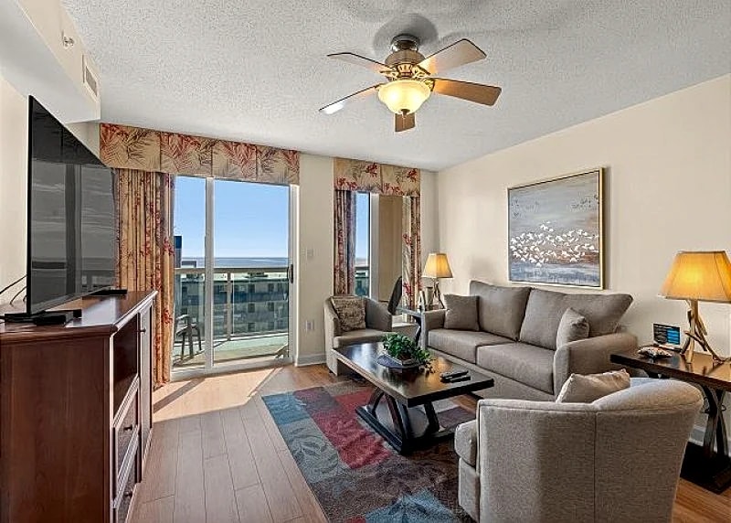 2nd row condo with wonderful ocean views + FREE DAILY ACTIVITIES!