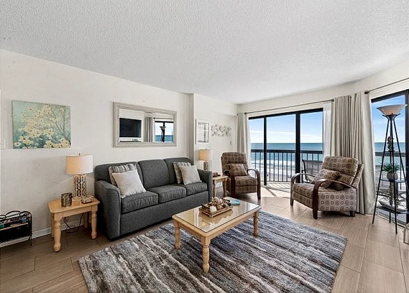 Oceanfront corner condo in quiet building + FREE DAILY ACTIVITIES! in North Myrtle Beach, South Carolina, United States — photo 2