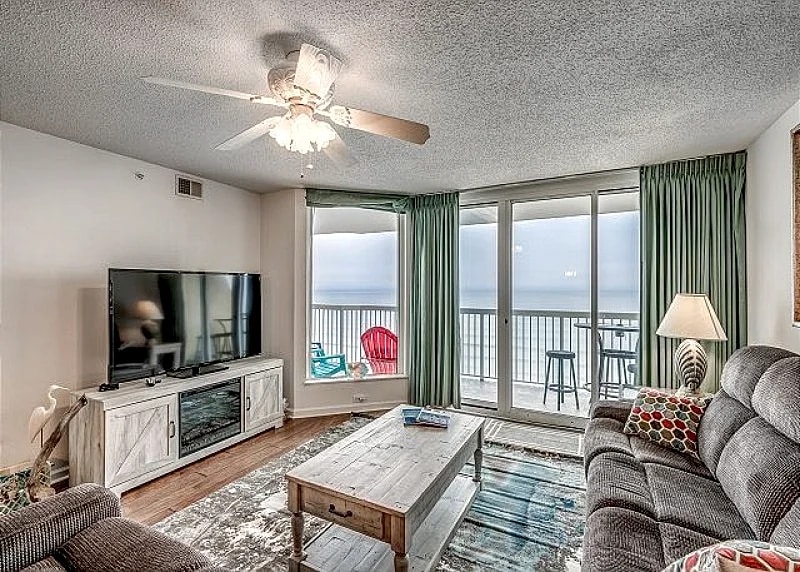 Recently Updated, Wonderful Oceanfront Views + FREE DAILY ACTIVITIES! in North Myrtle Beach, South Carolina, United States — photo 3