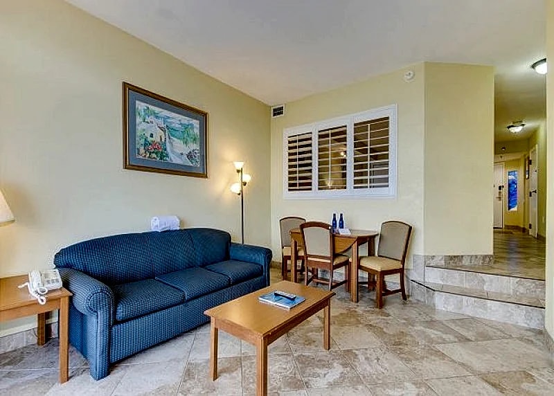 Oceanfront Penthouse Condo + FREE DAILY ACTIVITIES!!! in North Myrtle Beach, South Carolina, United States — photo 4