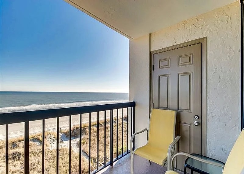 Beautifully decorated oceanfront condo + FREE DAILY ACTIVITIES! in North Myrtle Beach, South Carolina, United States — photo 5