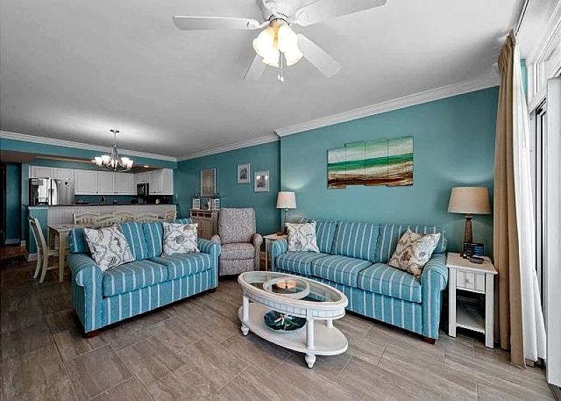 Beautifully remodeled, oceanfront condo + FREE DAILY ACTIVITIES!!! in North Myrtle Beach, South Carolina, United States — photo 5