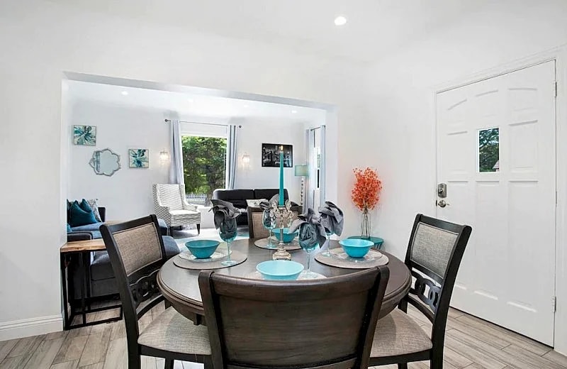WLA, 3 Bedroom with 2 bathroom, Furnished, Corporate Housing , EV, Rancho Park in Santa Monica, California, United States — photo 2